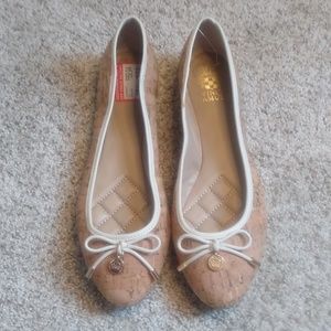 NWT Vince Camuto Lunna Cork Flats - 9 1/2B or 39 1/2 with bow & gold logo charm